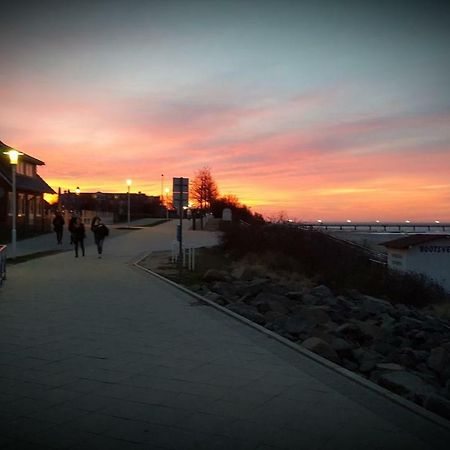 Fewo-Perner Strandschloesschen Ostseebad Kühlungsborn Buitenkant foto